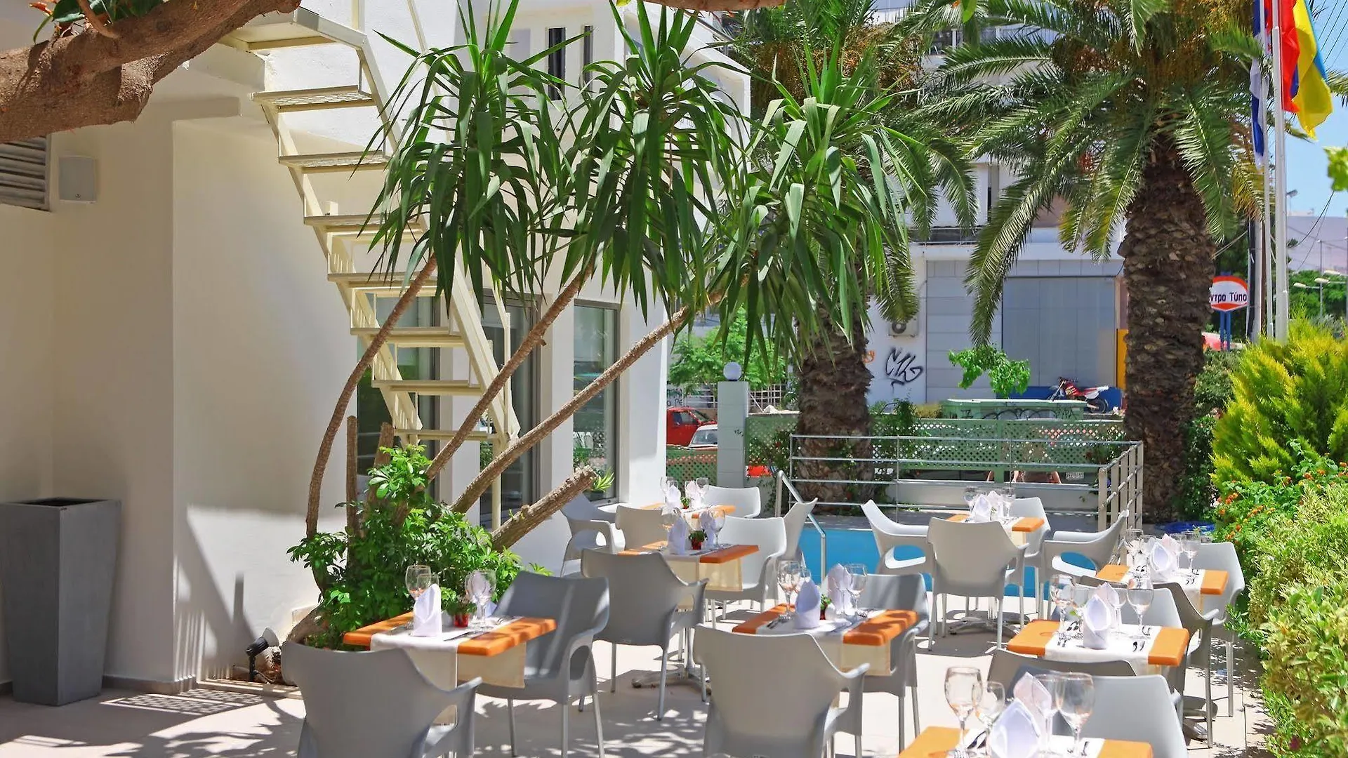Olympic Palladium Rétino Hotel